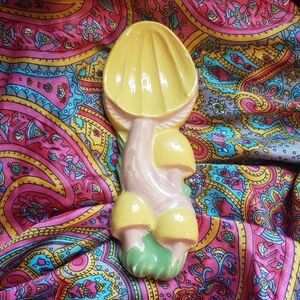 Vintage Arnel's mushroom spoon rest merry mushroom yellow